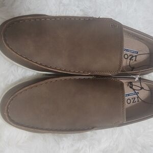 Izod Men's Tan Slip-On Loafers Size 8